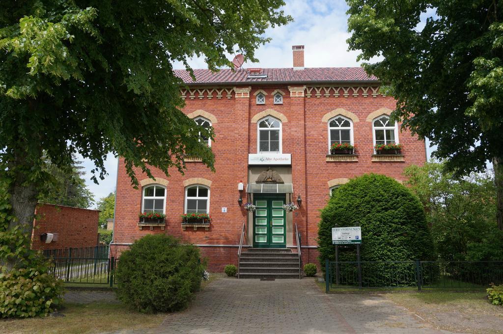 Deluxe Apartments Der "Alten Apotheke" プレロー エクステリア 写真