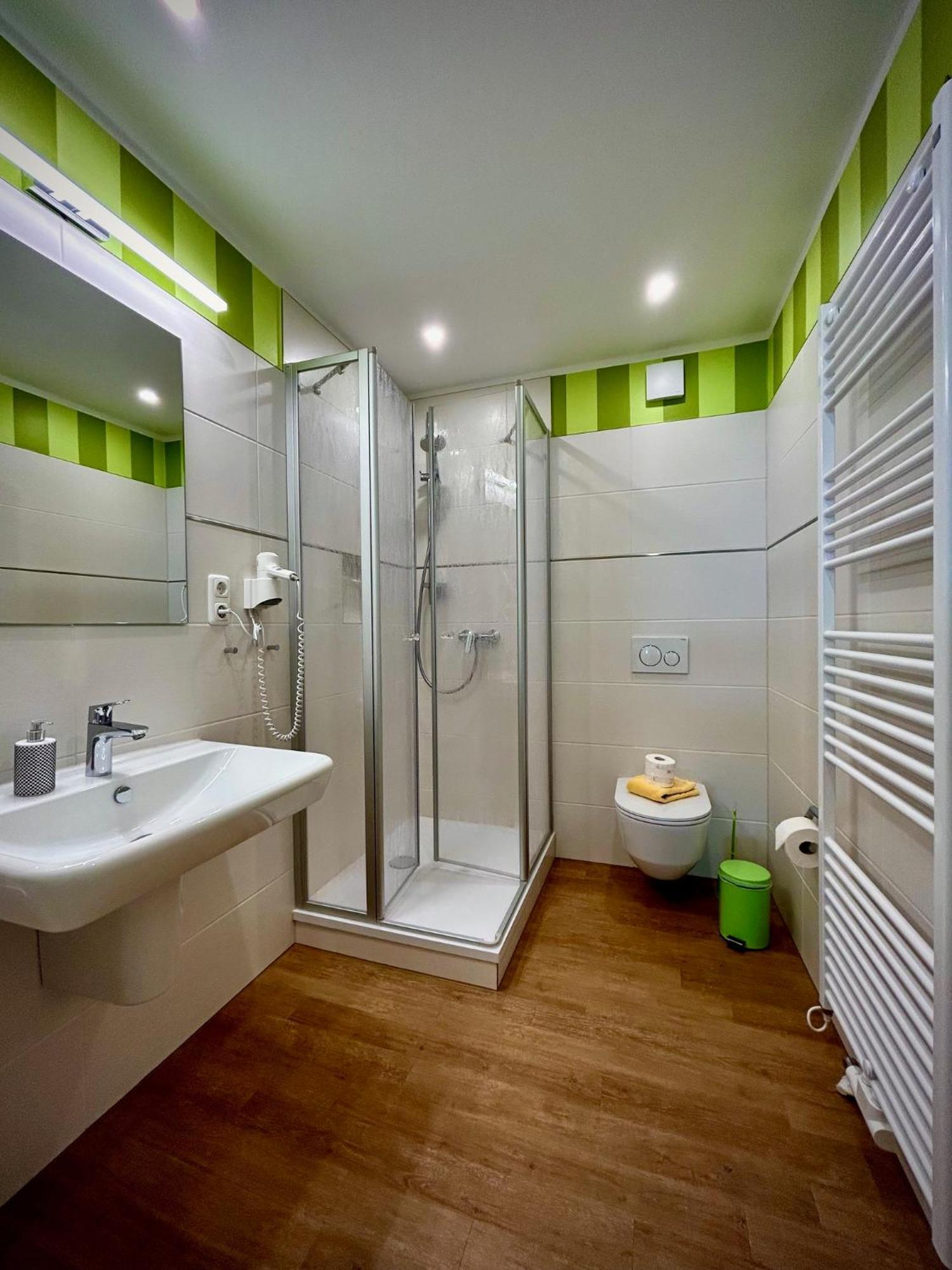 Deluxe Apartments Der "Alten Apotheke" プレロー エクステリア 写真