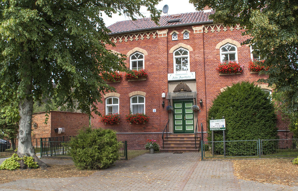 Deluxe Apartments Der "Alten Apotheke" プレロー エクステリア 写真